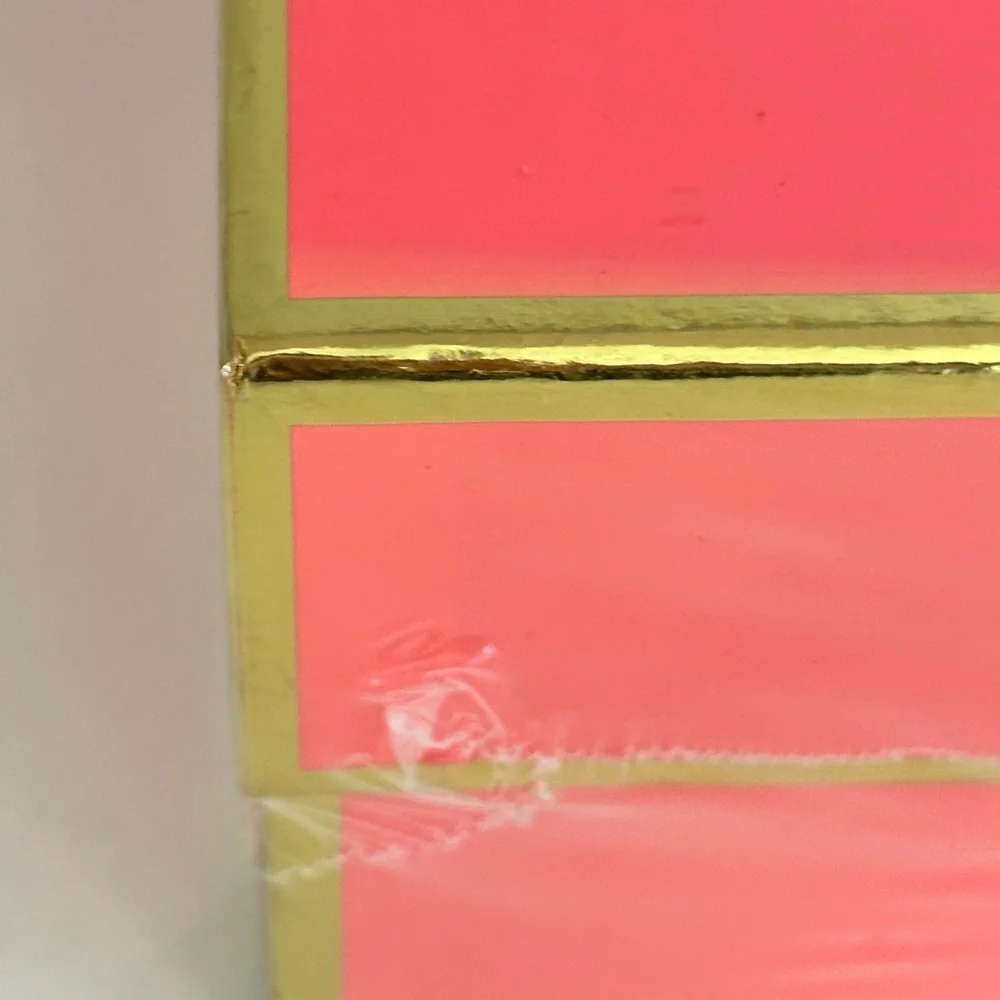 Sugar Paper Los Angeles Square Pink Gift Box - Picture 5 of 6